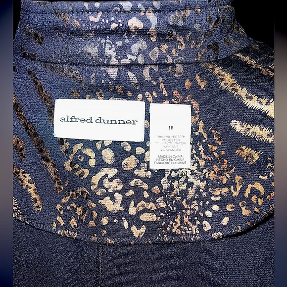 Alfred Dunner Jacket Blue with Gold Metallic Zip Soze 18 EUC (W5366-G5) - Picture 6 of 7